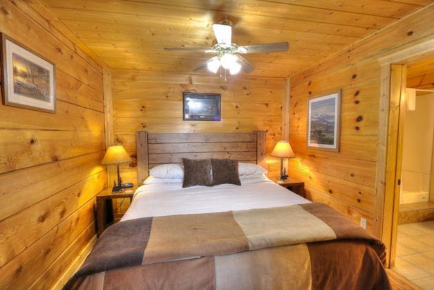 Down By The Water By Eden Crest Vacation Sevierville