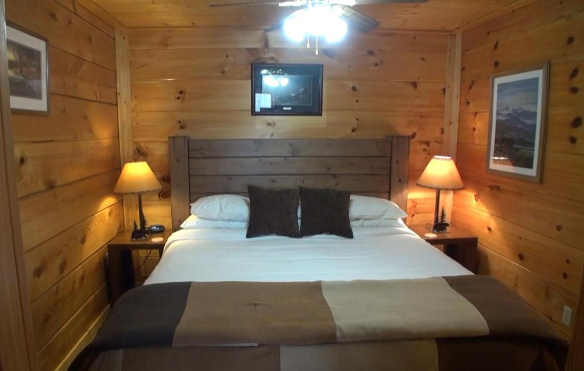 Chalet Down By The Water By Eden Crest Vacation Sevierville